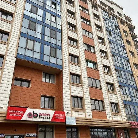 Квартира В Районе Парка Горького Almaty Exterior photo
