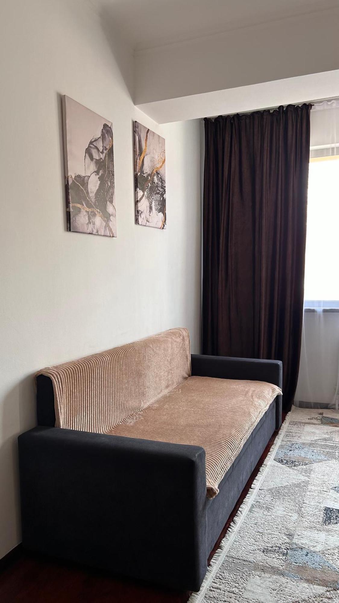 в районе парка горького Apartment Almaty